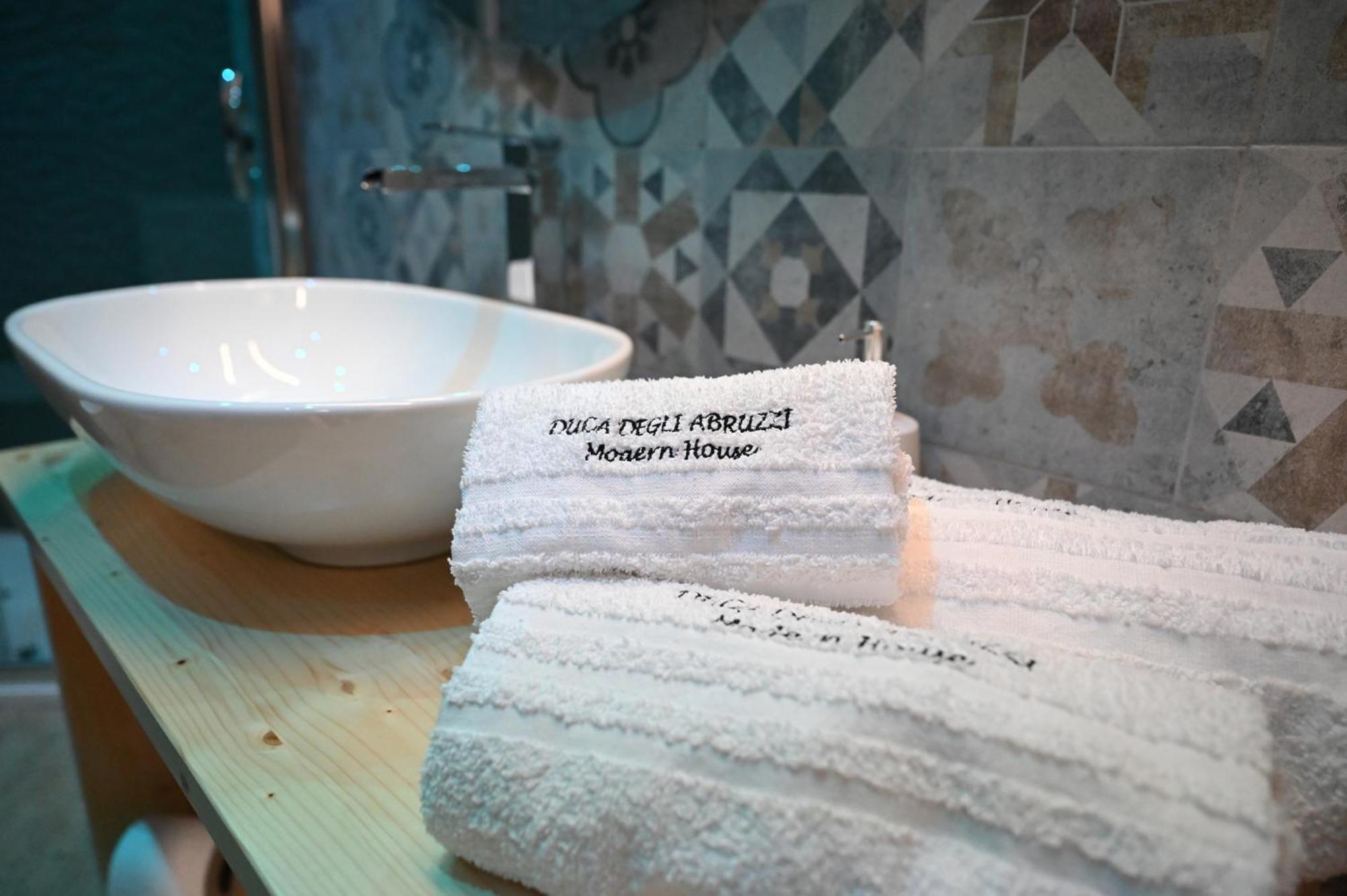 Duca Degli Abruzzi Modern House Luxury Relax Lejlighed Brindisi Eksteriør billede